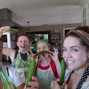 Meet your Posher, Denise